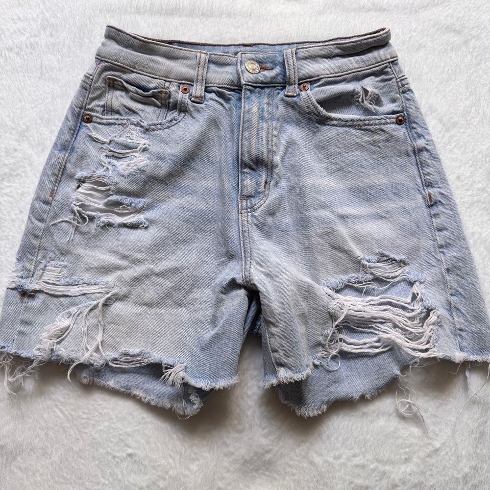 American Eagle Outfitters Baggy Mom Shorts - Size 00